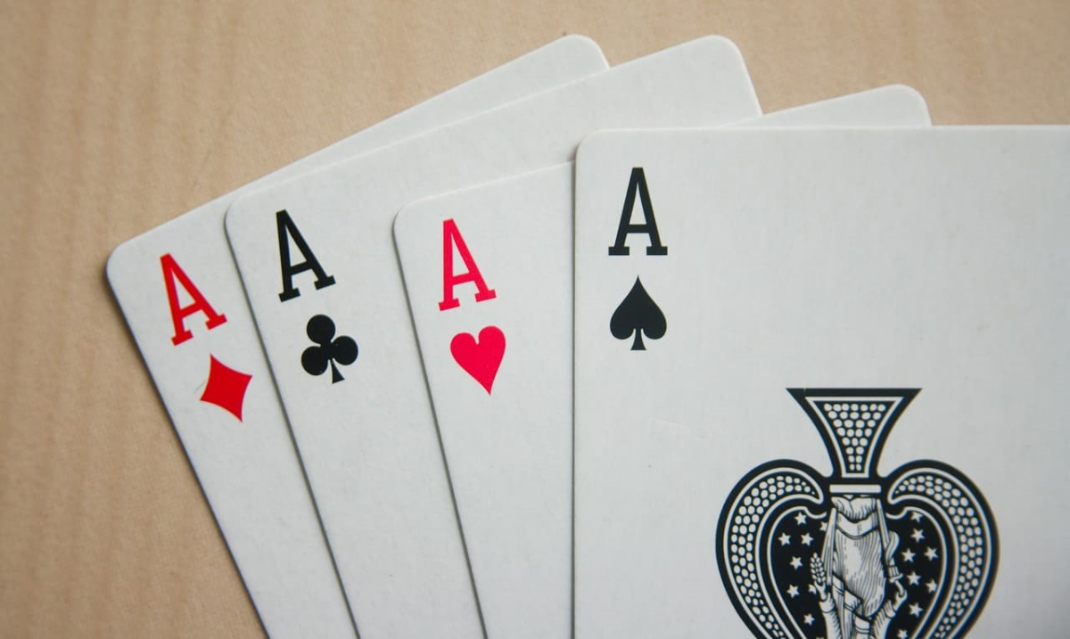 how-many-decks-of-cards-for-blackjack-casino
